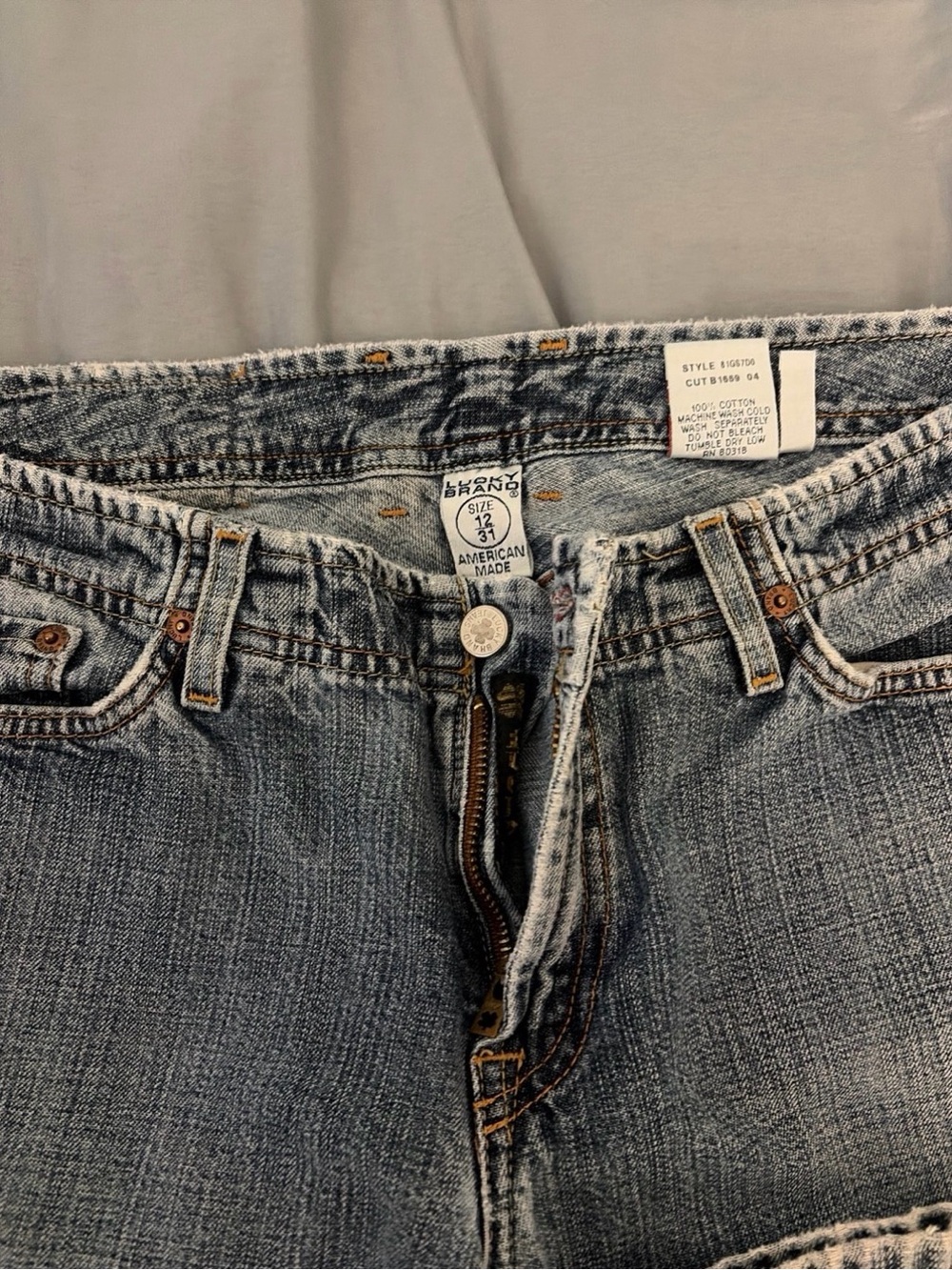 Lucky Brand Light Blue Washed Denim Jeans